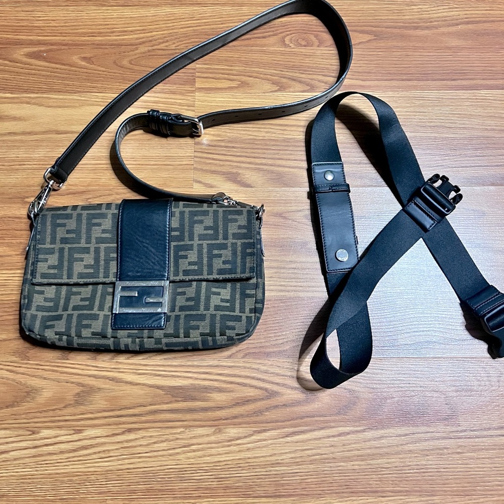 Fendi Brown Zucca Canvas Baguette
3 in 1 Convertible Bag
